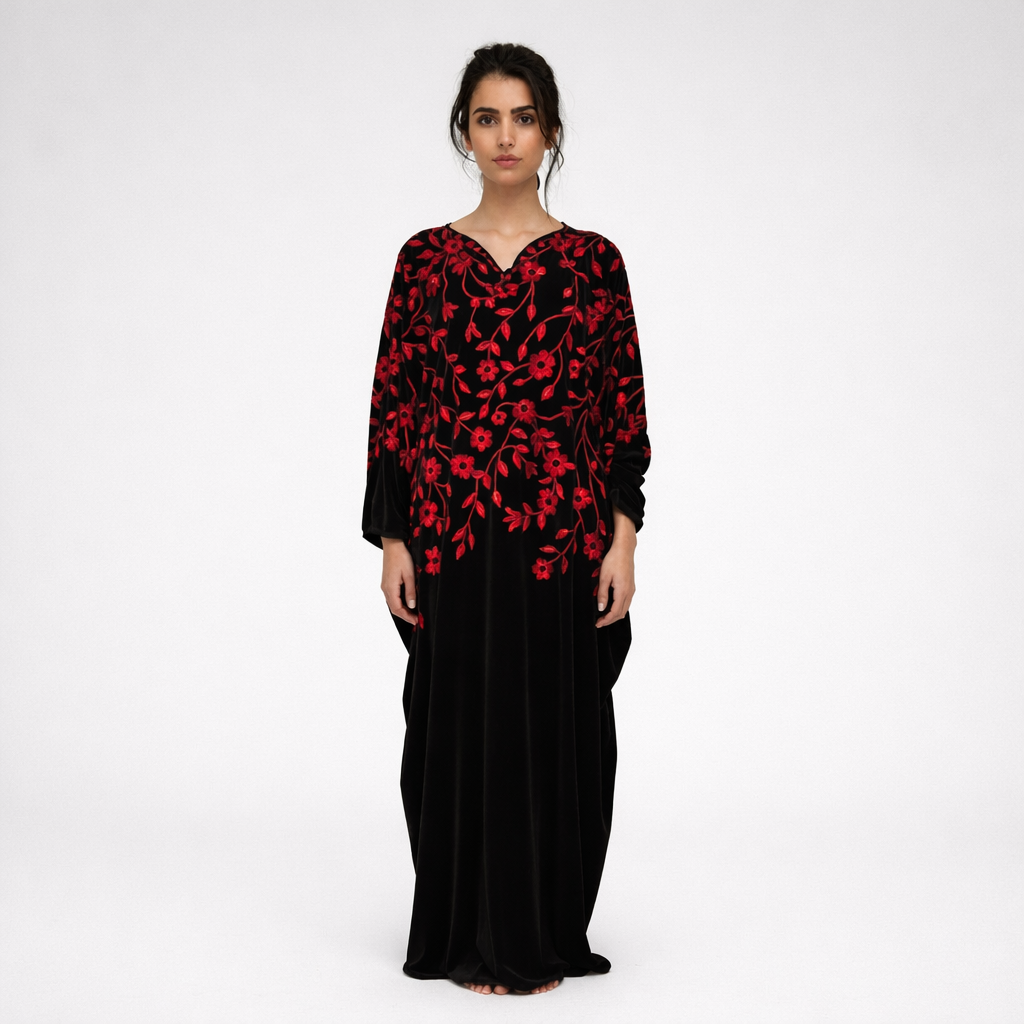 Bisht Noire Oversize Brodée – Bisht chic et modulable en crêpe premium