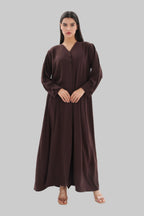 Abaya marron chocolat crêpe premium droite – vue de face – SOOTRASHOP