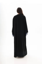 Abaya dentelle noire Nida coréen premium – vue de dos – SOOTRASHOP