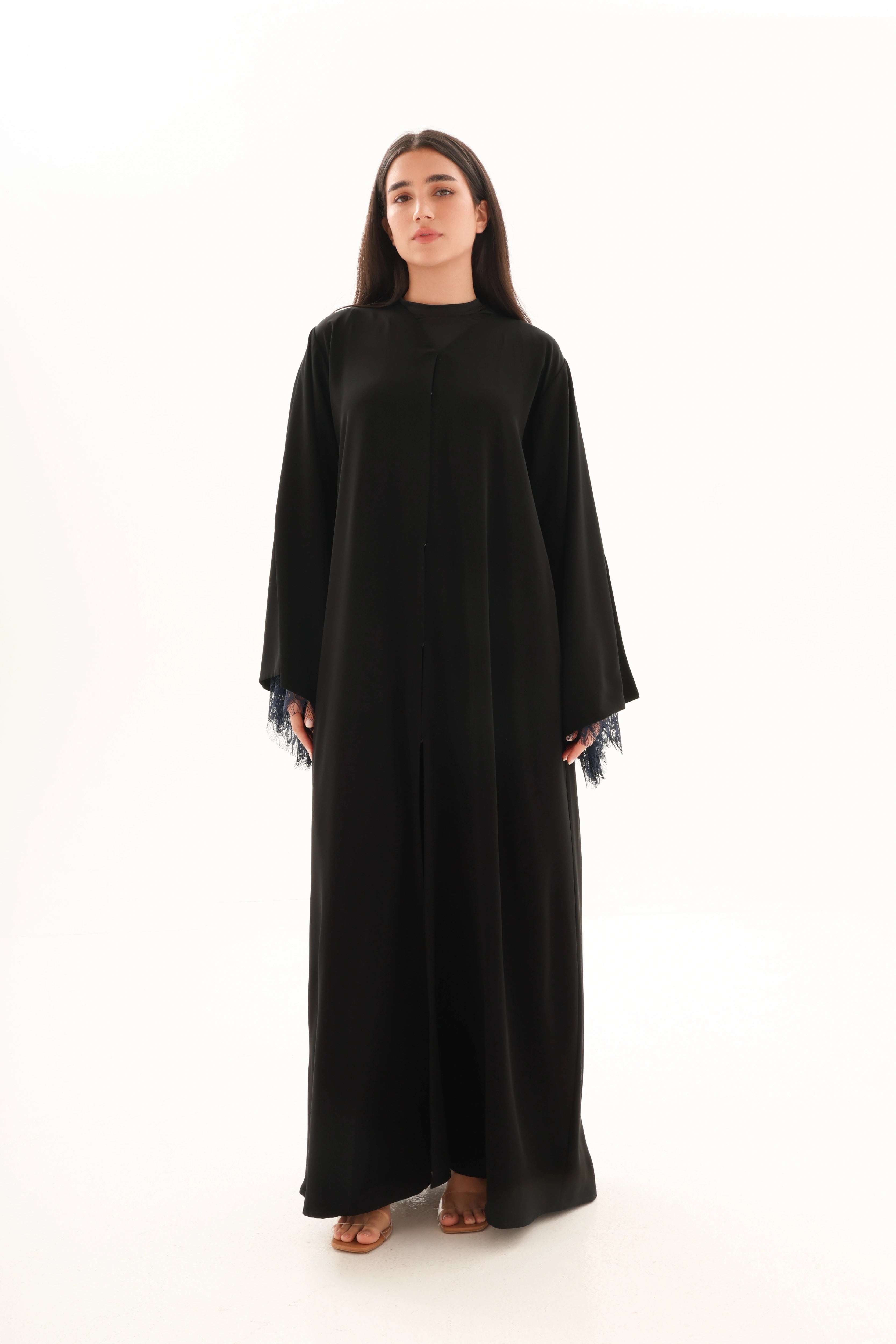 Abaya dentelle noire Nida coréen premium – vue de face 2 – SOOTRASHOP