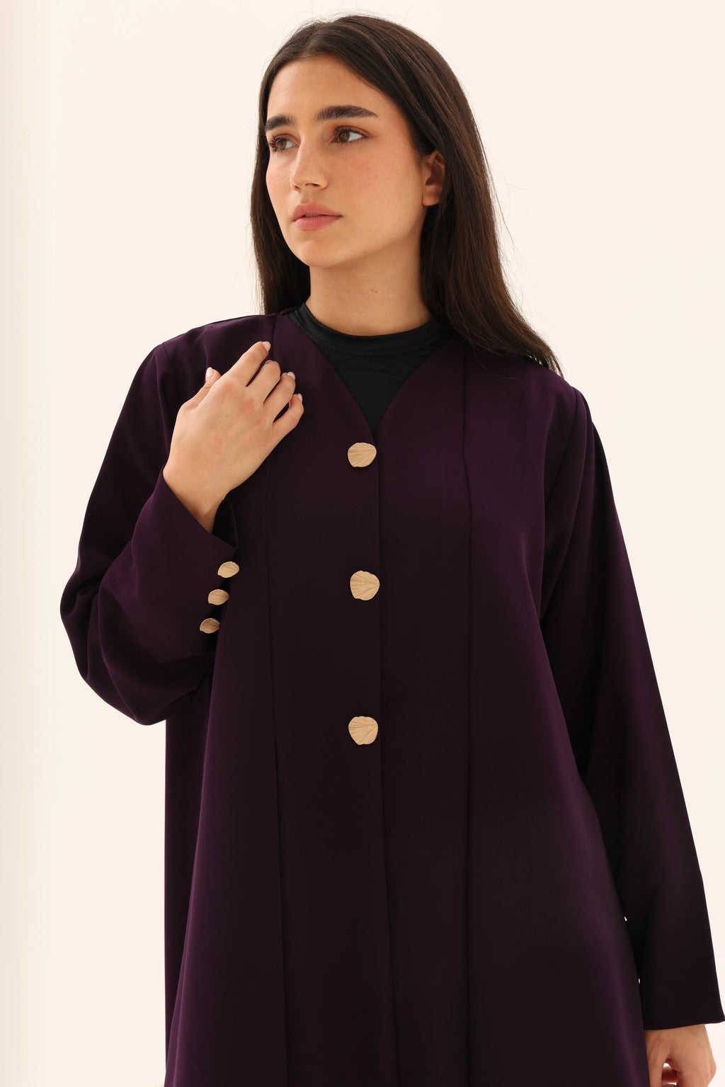 Abaya aubergine crepe premium coupe cloche - look complet - SOOTRASHOP