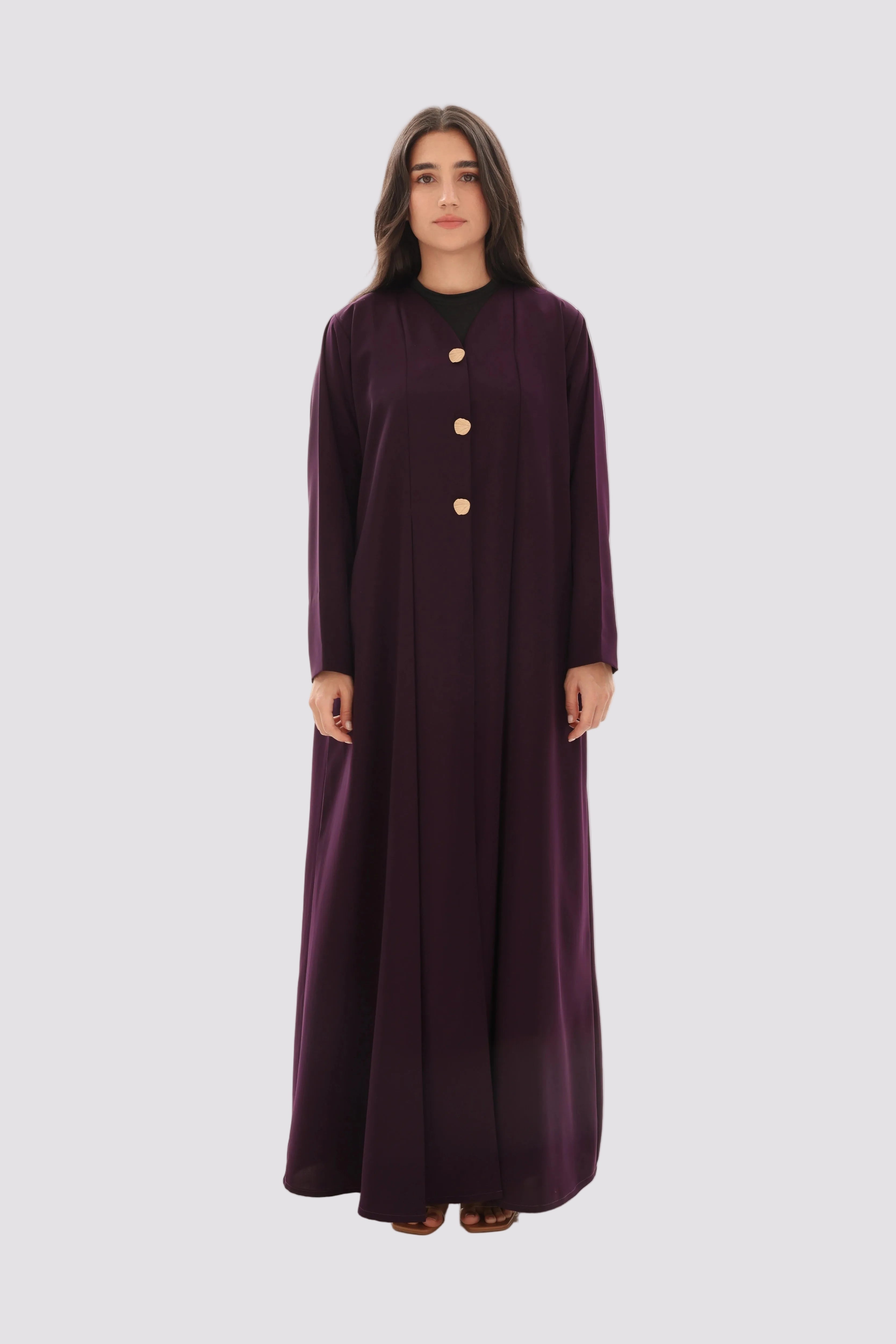 Abaya aubergine crêpe premium coupe cloche – vue de face – SOOTRASHOP